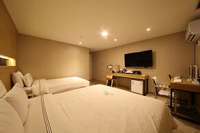 Winner Hotel