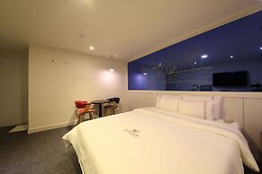Winner Hotel