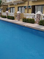 Aquamira Hotel & Resort