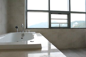 High Castle Resort