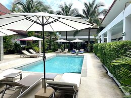Hotel Lotus Bleu