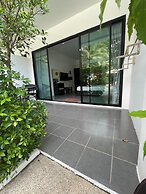 Hotel Lotus Bleu