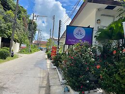 Hotel Lotus Bleu