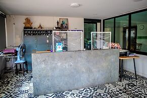 Lukmuang 2 Hotel