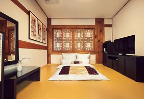 Hanok stay NAMWONYECHON