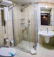 Yucelen Otel