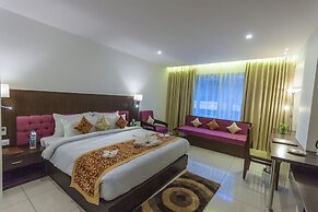 Hotel Udai Median