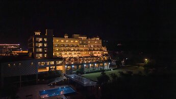 Via Lakhela Resort & Spa