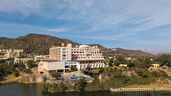 Via Lakhela Resort & Spa