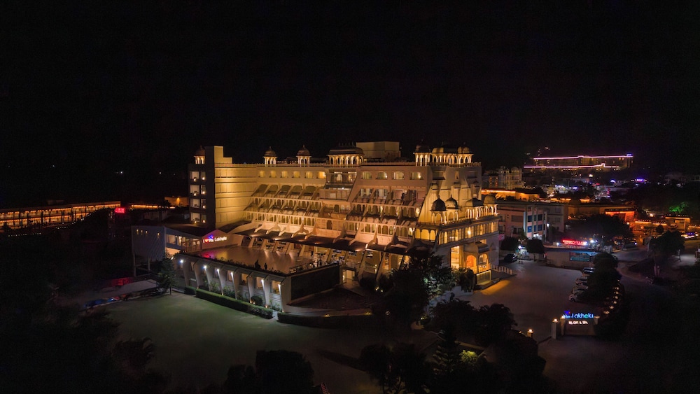 Via Lakhela Resort & Spa
