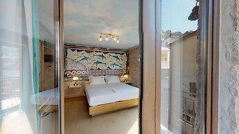 Leda suites