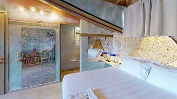 Leda suites