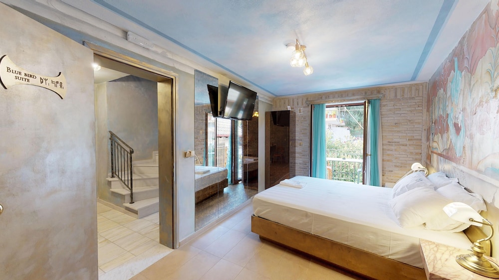 Leda suites