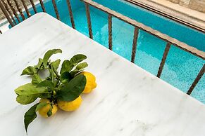 Leda suites