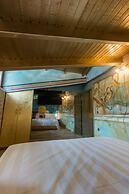 Leda suites