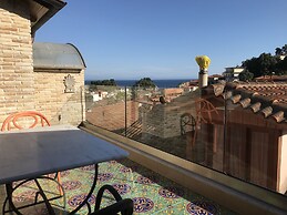 Leda suites