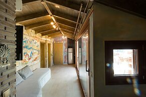 Leda suites