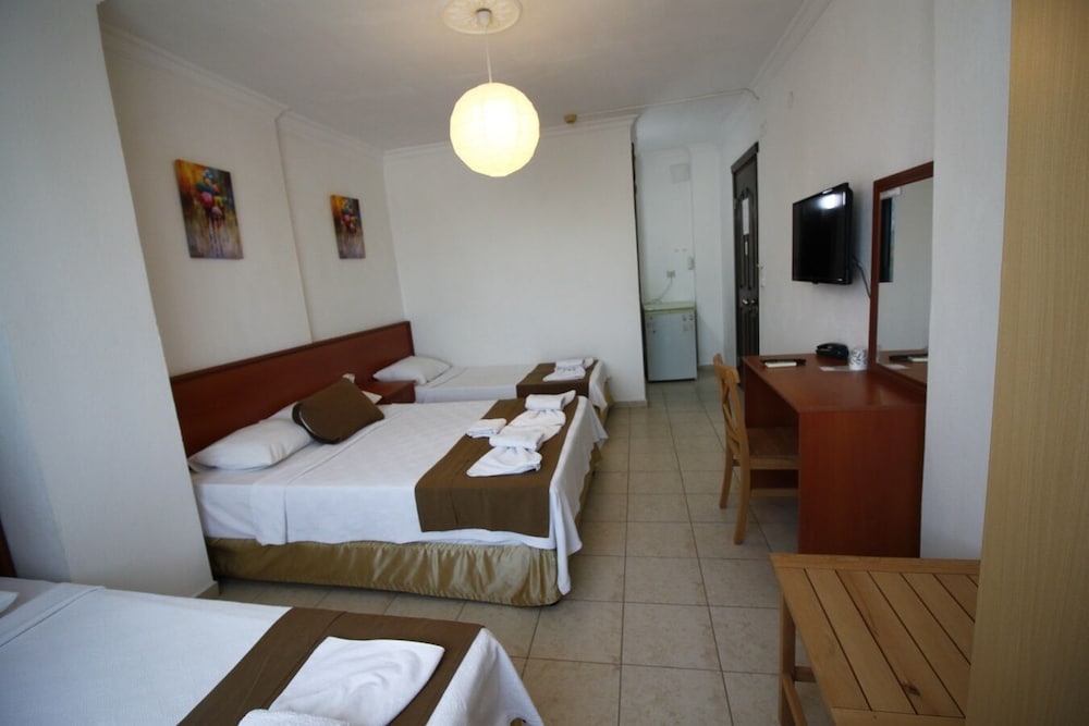 Bonapart Hotel