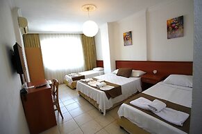 Bonapart Hotel