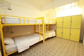 Sino Hostel Kata