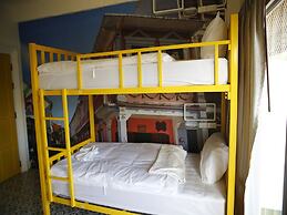 Sino Hostel Kata