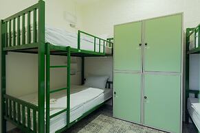 Sino Hostel Kata