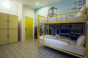 Sino Hostel Kata