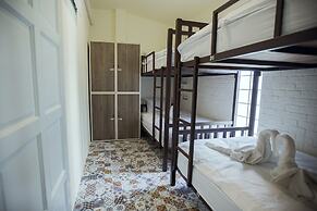 Sino Hostel Kata
