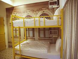 Sino Hostel Kata