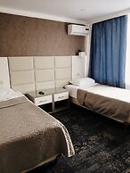 Snowy Owl Hotel