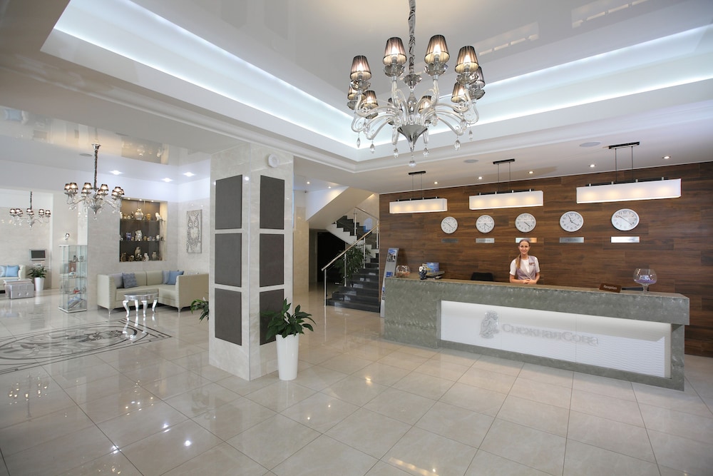 Snowy Owl Hotel