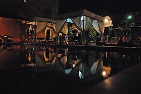 Chez Laila