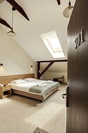 Old Town Trio Hotel