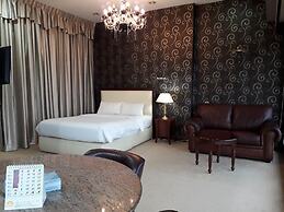 Sunbow Suites