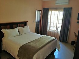 Africlassic River Lodge- Rivonia