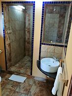 Africlassic River Lodge- Rivonia