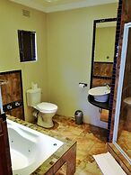 Africlassic River Lodge- Rivonia
