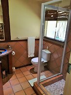 Africlassic River Lodge- Rivonia