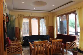 Hotel Khamsum