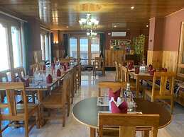Hotel Khamsum