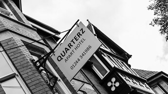 Quarterz