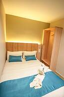 Alaxis Hotel