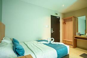 Alaxis Hotel