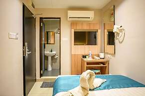 Alaxis Hotel