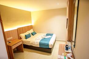 Alaxis Hotel