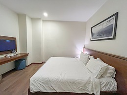 Central Hotel & Spa