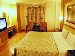 Changsing Business Motel
