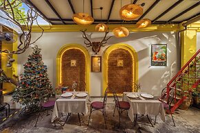 Pergola Hotel Design