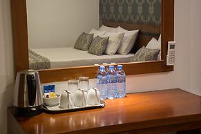 Ceyloni City Hotel