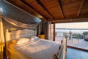 Ra Otel